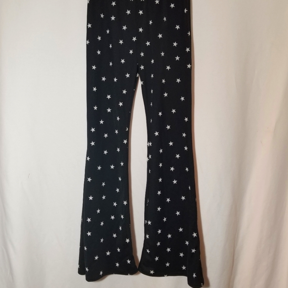 ROCKSTAR NASTY GAL COLLECTION BLACK WHITE STAR PRINT BELL BOTTOMS SIZE 10 HIPPIE